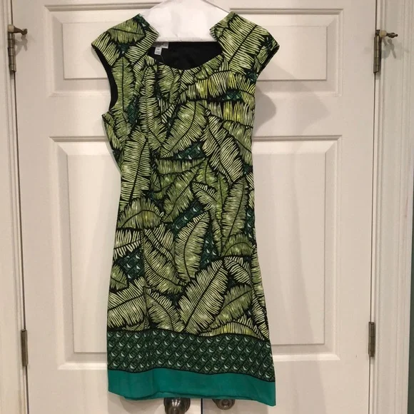 Maggy London | Dresses | Nwt Maggy London Green Fern Print Dress Sz  Sleeveless Shift | Poshmark